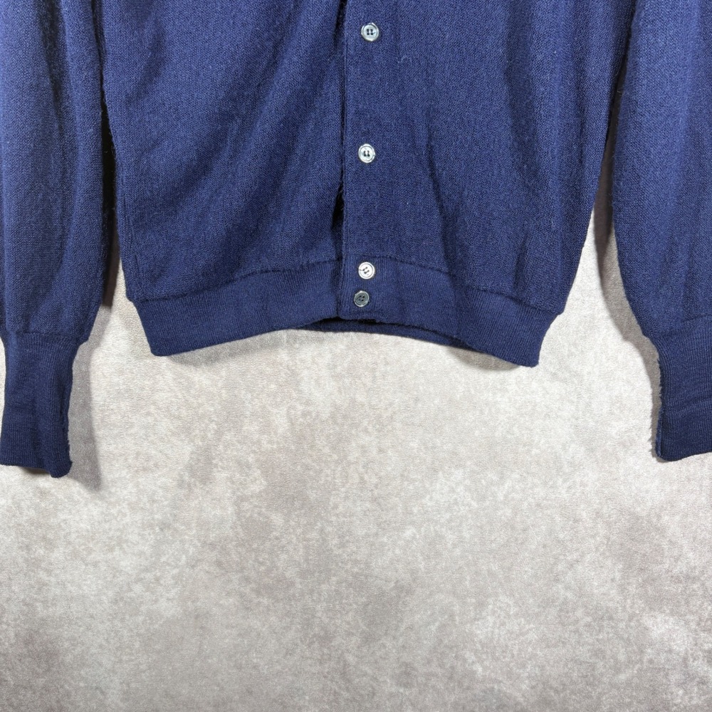 Vintage Izod Lacoste Cardigan Mens Size Medium Navy Blue V-Neck Knit Preppy 80s - Picture 3 of 7